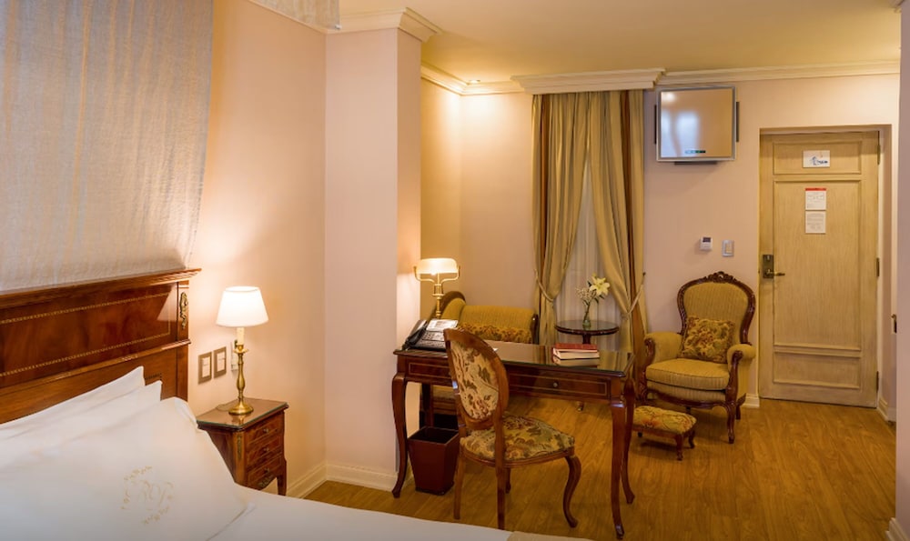 Melia Recoleta Plaza 40/73