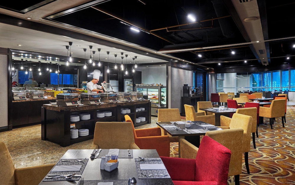Pullman Kuala Lumpur City Centre Hotel and Residences 51/75