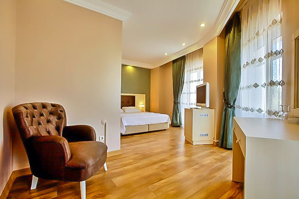 Buyukada Princess Hotel 24/50