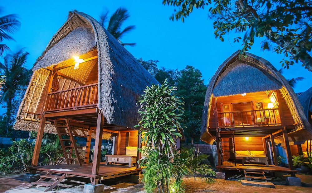 Sukanusa Luxury Huts 2/37
