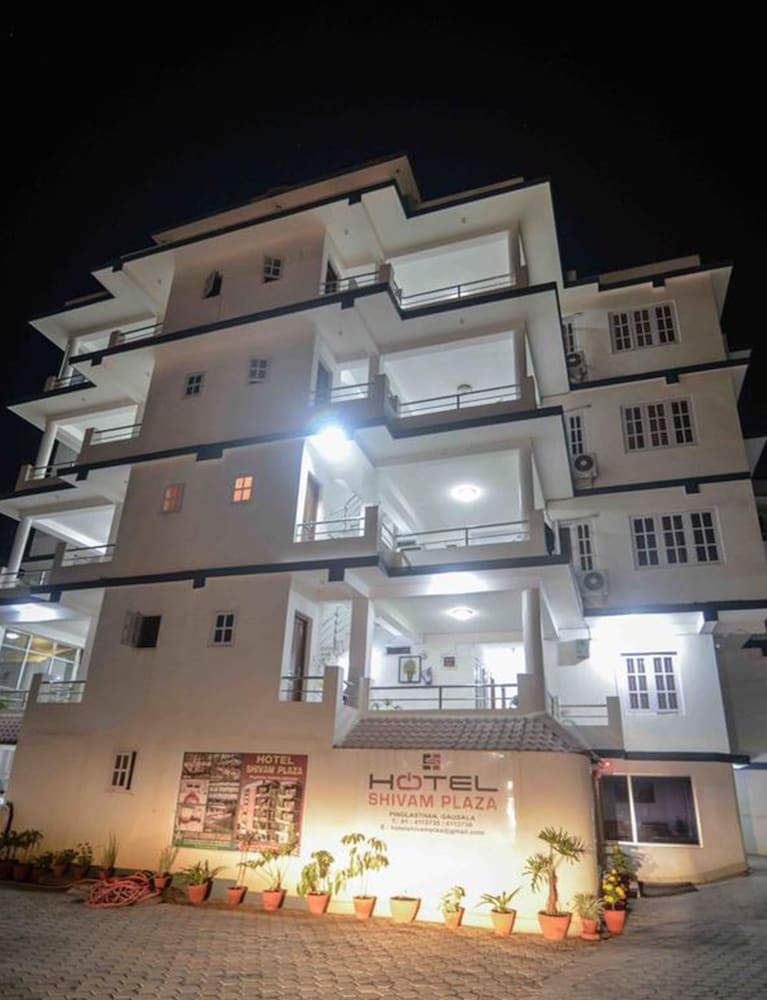Shivam广场酒店(Hotel Shivam Plaza) 图片1
