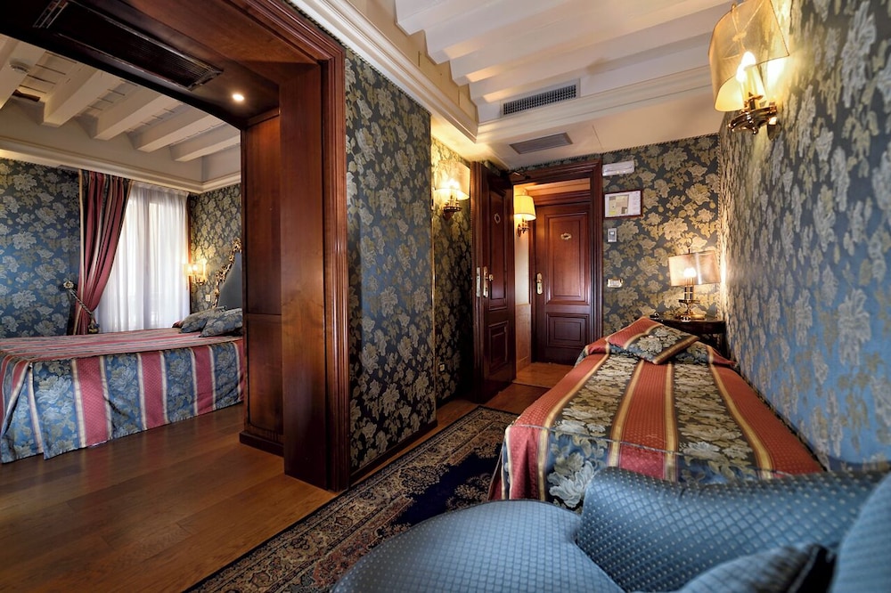 Royal San Marco & Suites 17/50
