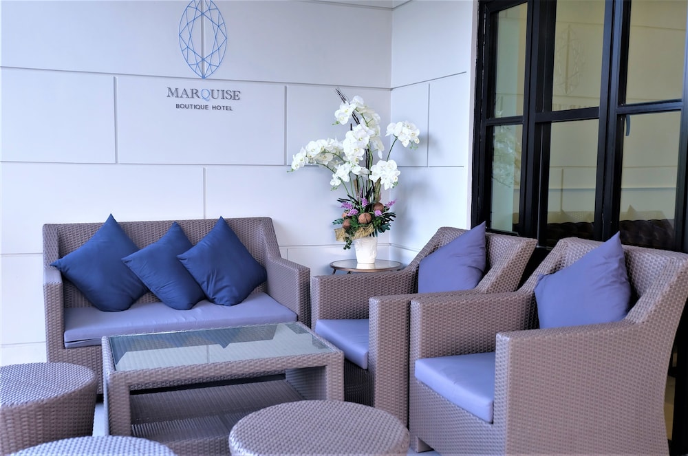 Marquise Boutique Hotel 44/64