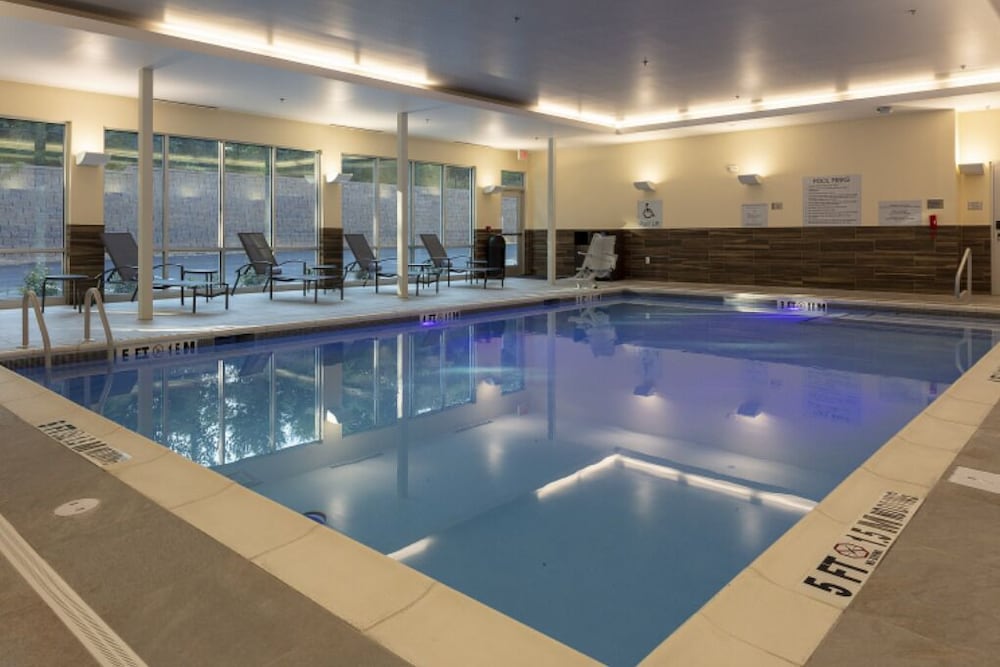 FAIRFIELD INN AND SUITES ATLANTA ACWORTH 25/50
