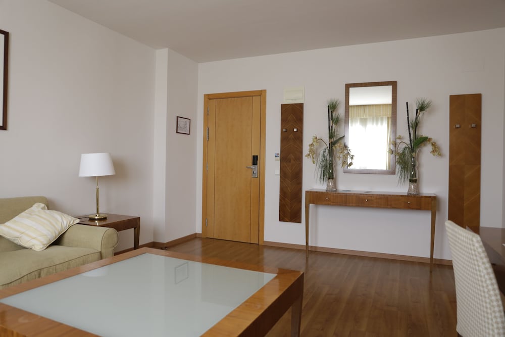 Mediterraneo Ex Vincci 47/70