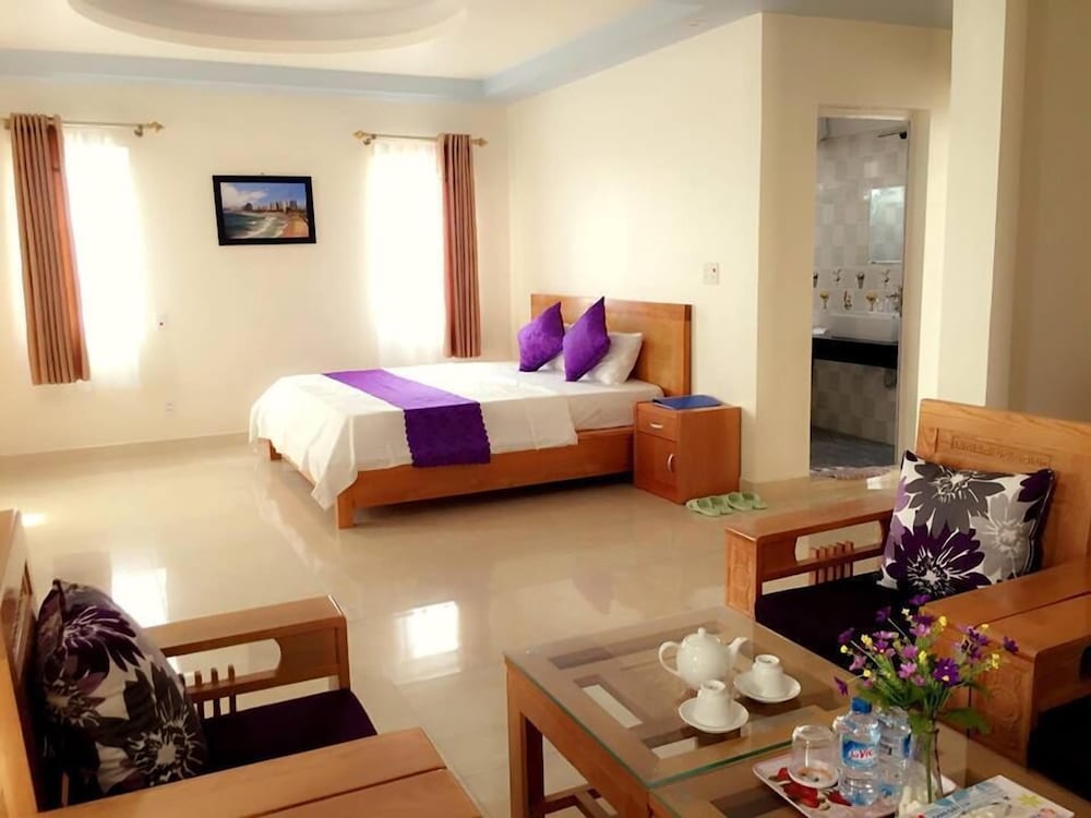 Lavender Hotel 21/50