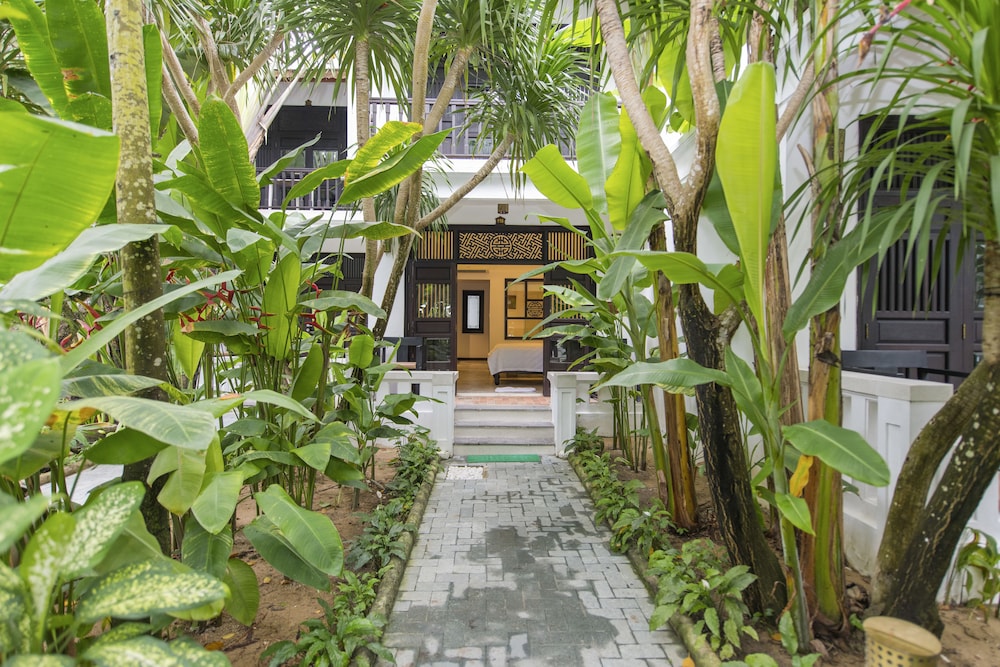 Hoi An Ancient House Resort And Spa 73/75