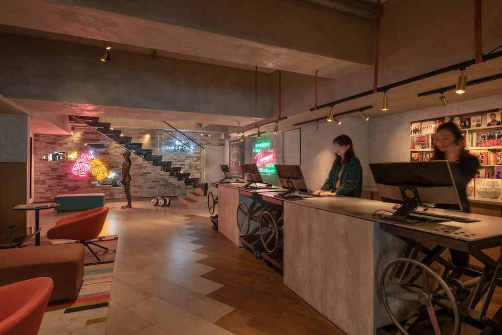 Ovolo Southside 51/56