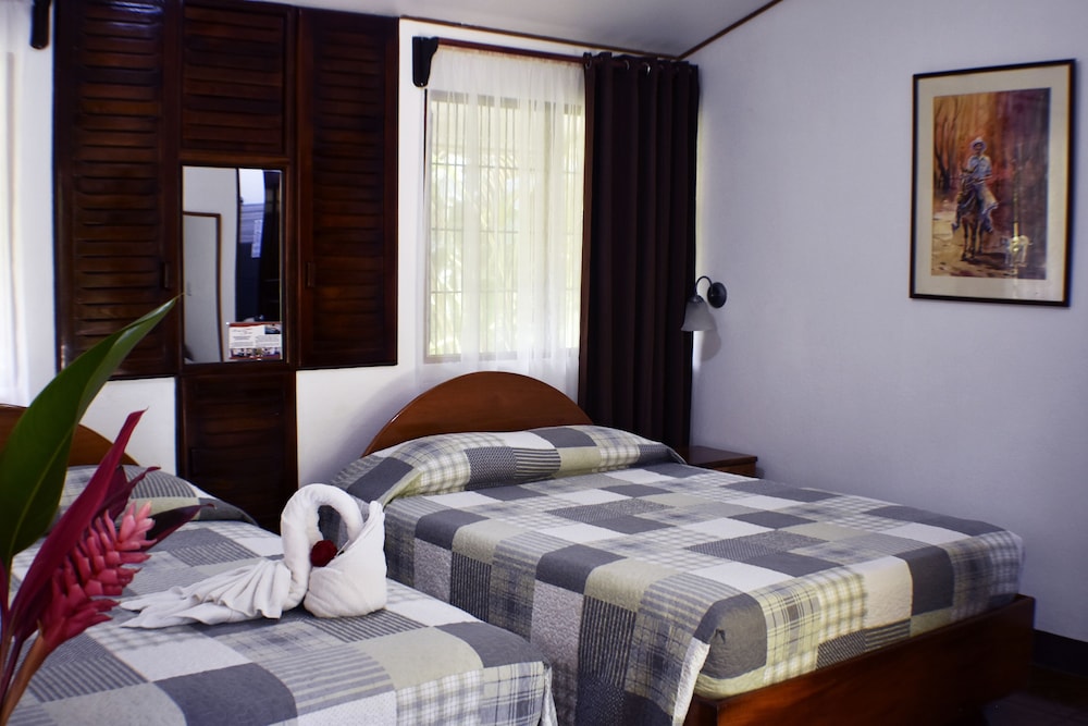 Arenal Country Inn 22/63