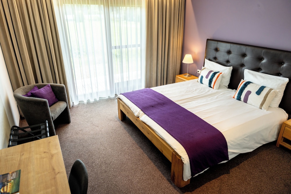 Standard, Single, Double Bed