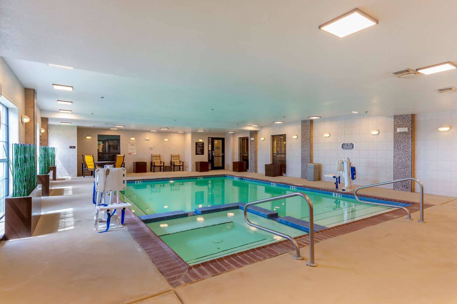 Best Western Plus Red River Inn 20/37