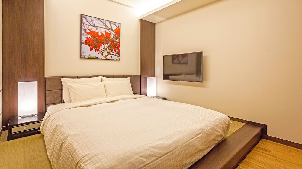 Okinawa Kariyushi Resort Exes Naha 12/46
