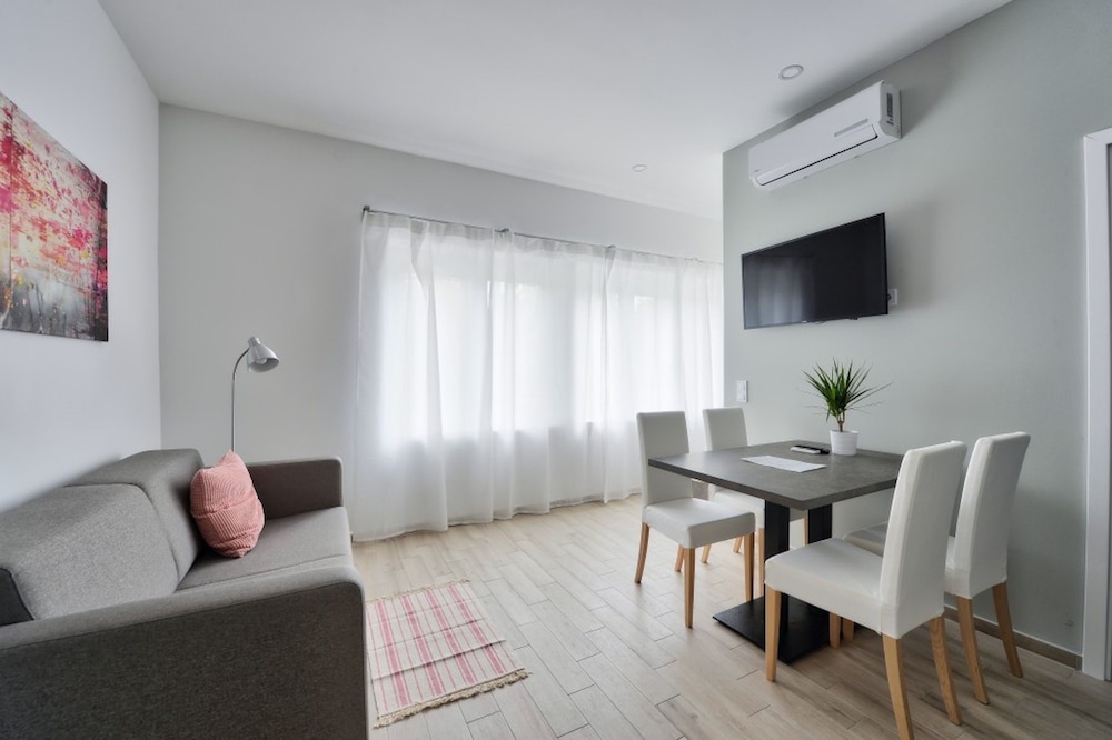 Villa Oliver 2 20/39