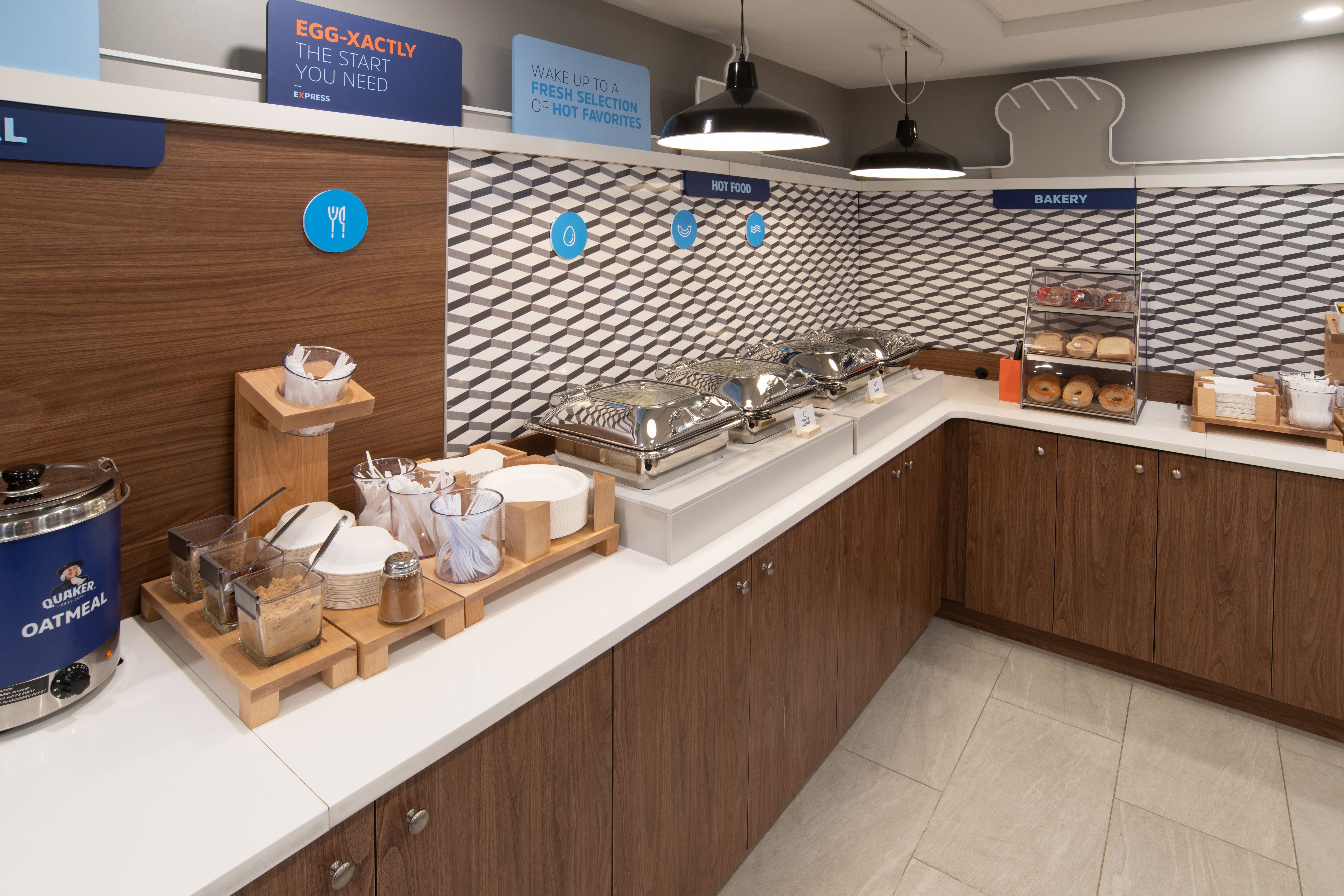 Holiday Inn Express & Suites - Moose Jaw an IHG Hotel 8/49