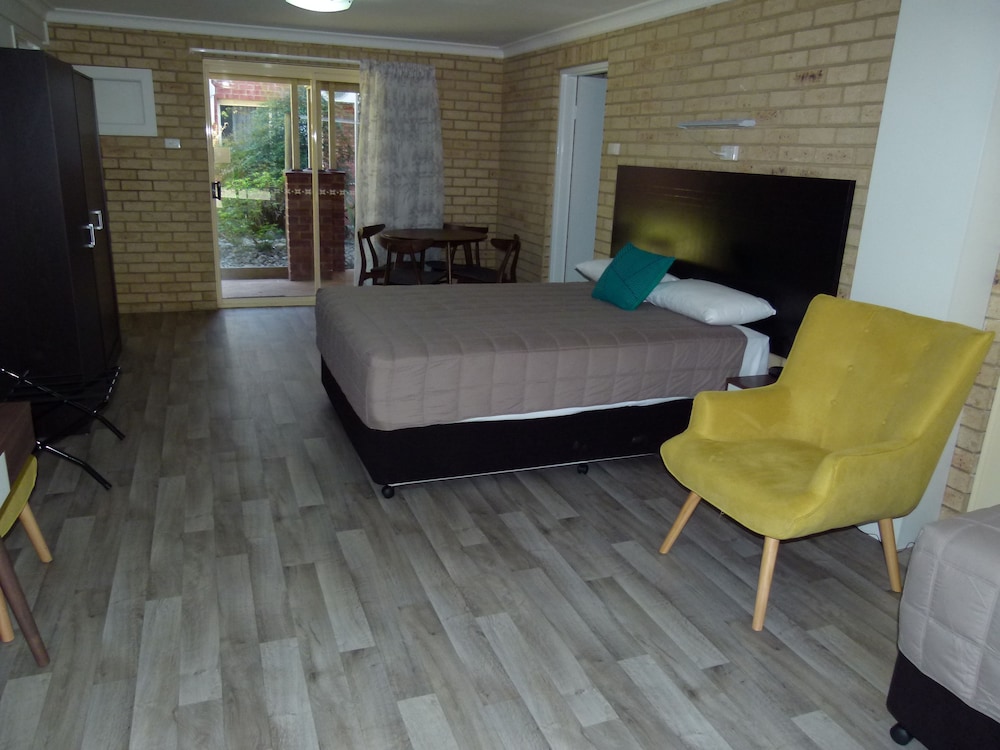 LISMORE WILSON MOTEL 32/61