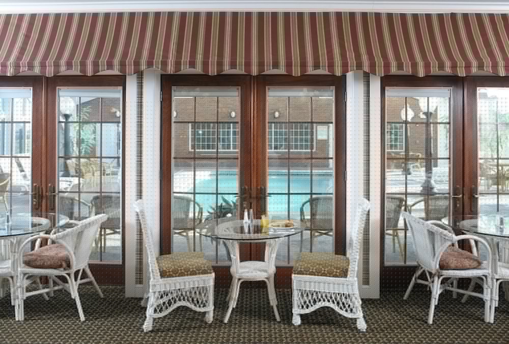 Carlisle Inn Sugarcreek 45/58