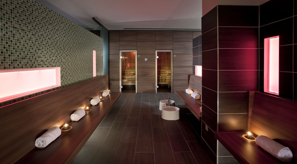 Melia Dusseldorf 22/46