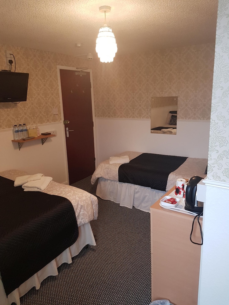 Thornhill Hotel 37/50