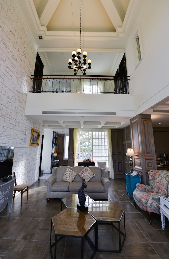 Four Sisters Villa 45/77