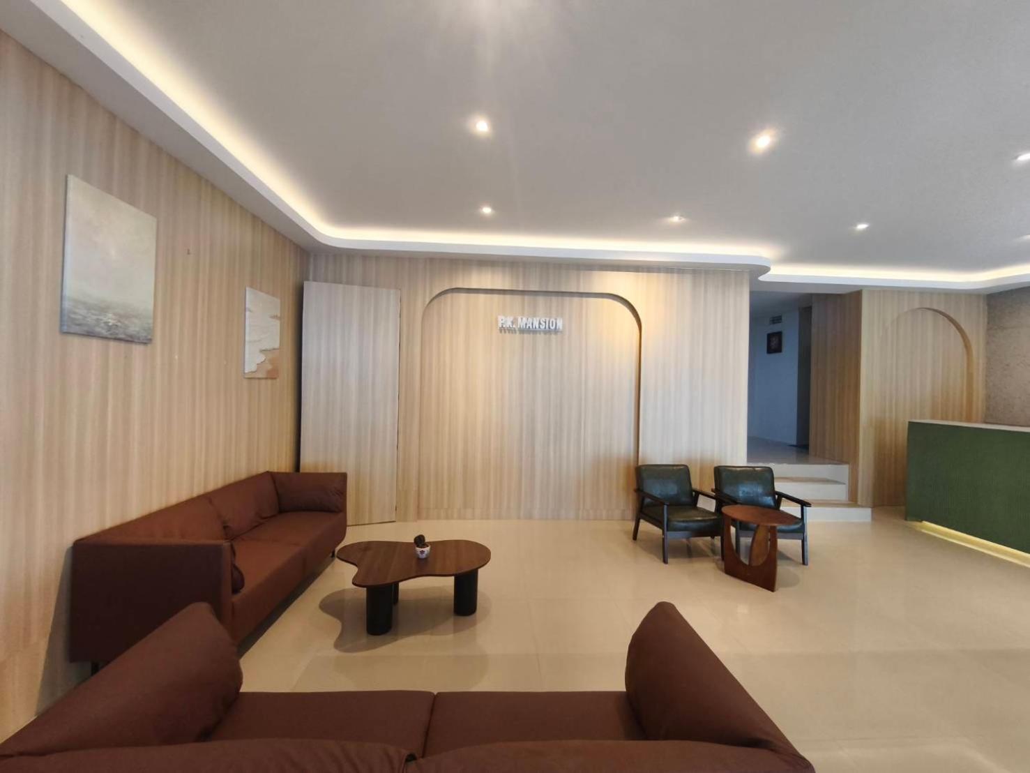 P K Mansion 43/59