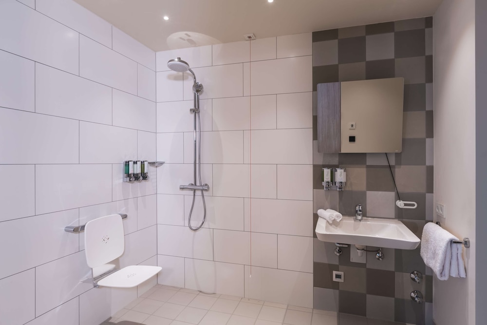 Hampton by Hilton Konstanz 12/43