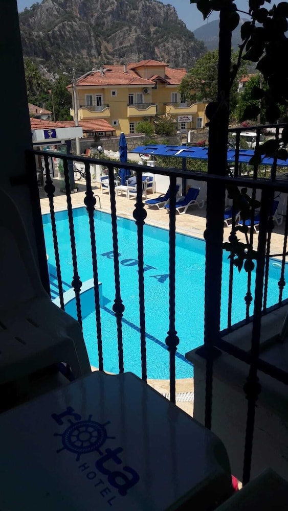 Rota Hotel 9/50
