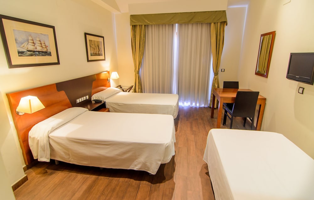 Hotel Apartamento Martin Alonso Pinzon 11/64