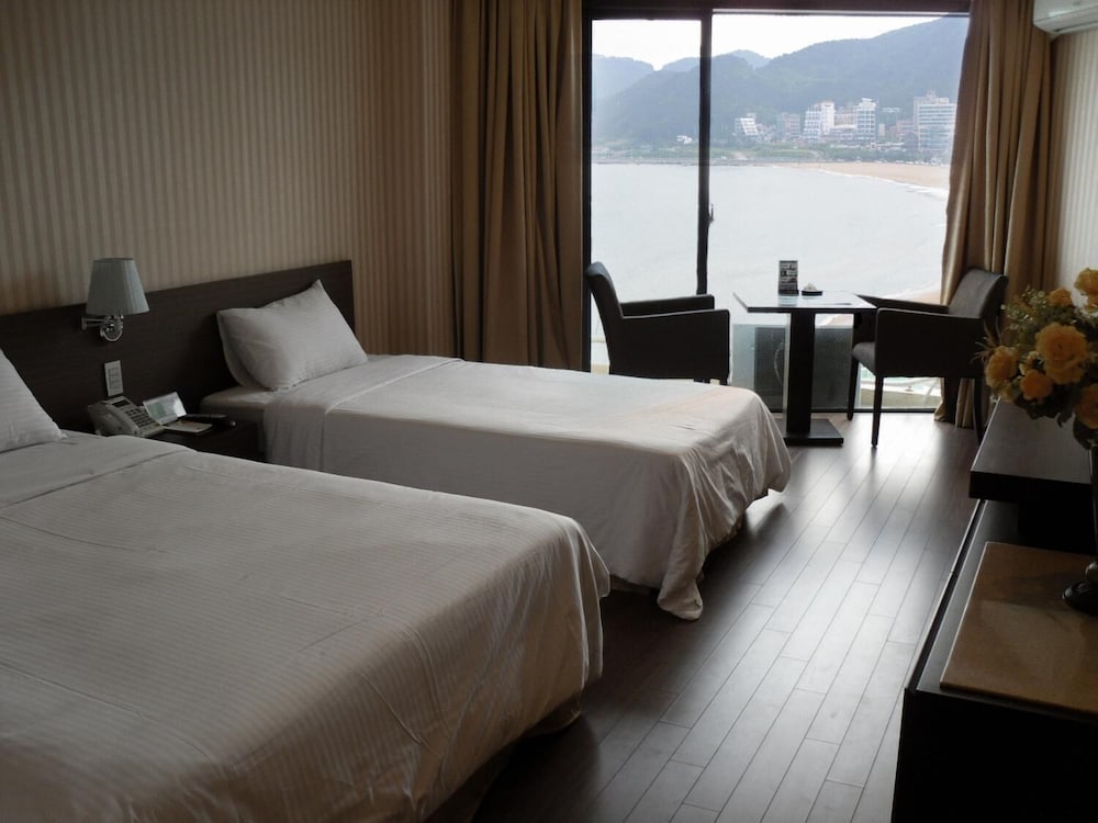 Song Jung Hotel 9/25