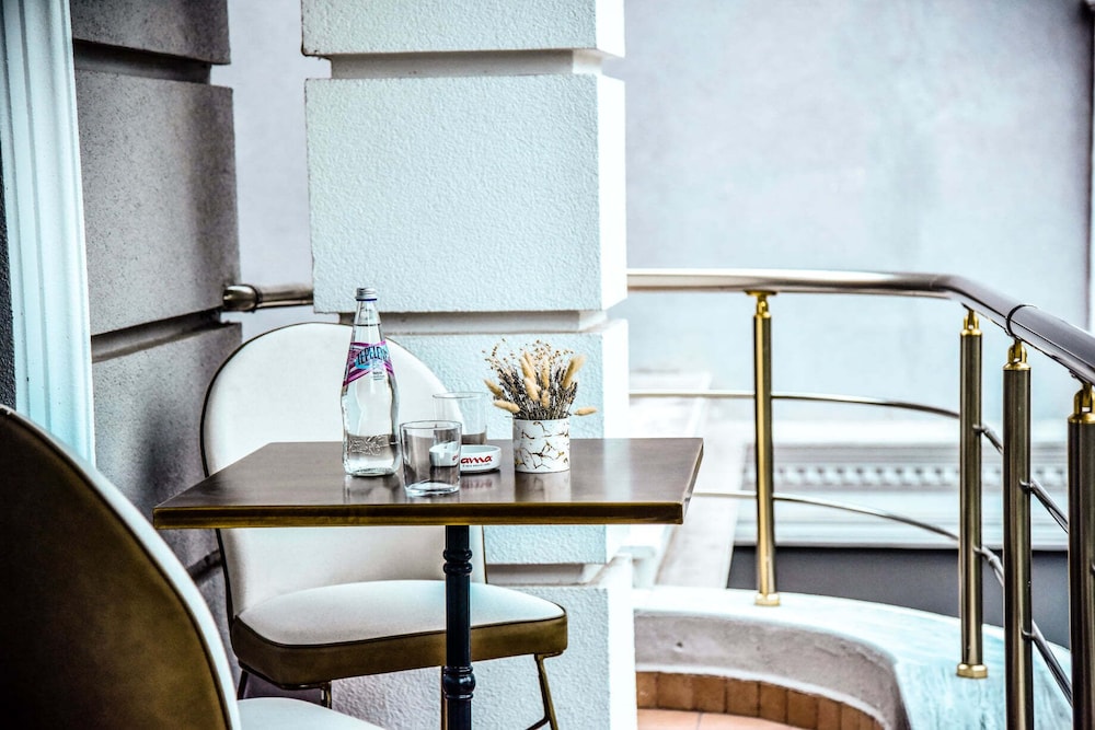 VH Broadway Tirana Hotel 39/50