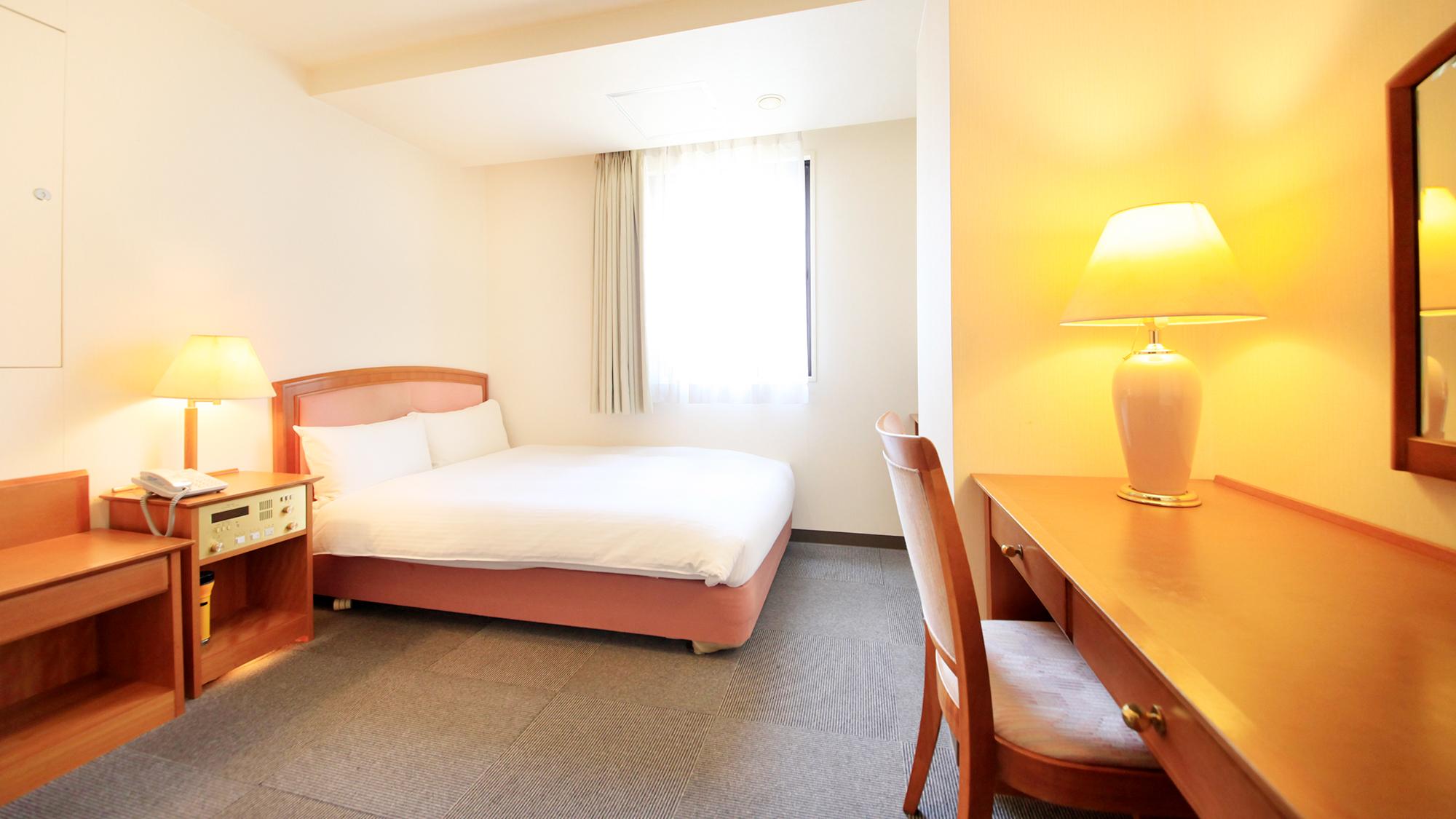 Semi Room, Standard, Double Bed