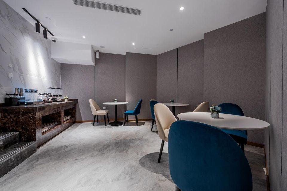 Yitel Collection Shanghai Hongqiao Gubei Road Yili Road Metro Station 30/41