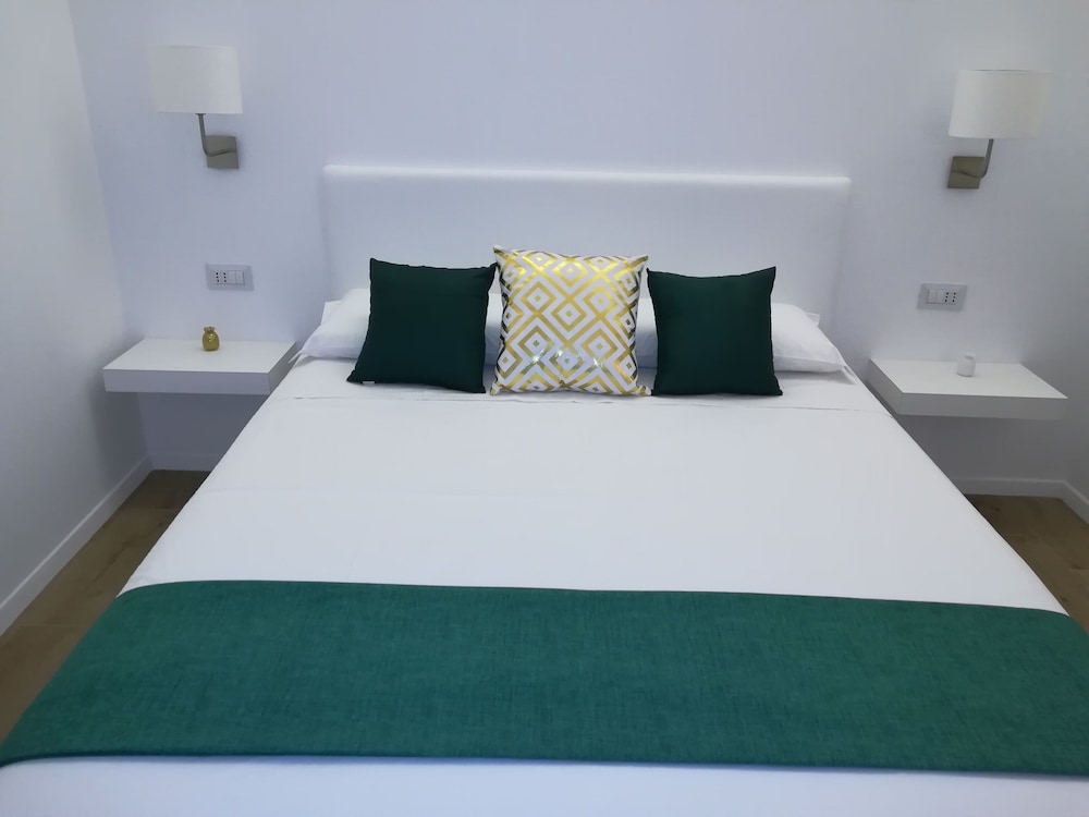 B&B Suites Via Del Mare 16/38