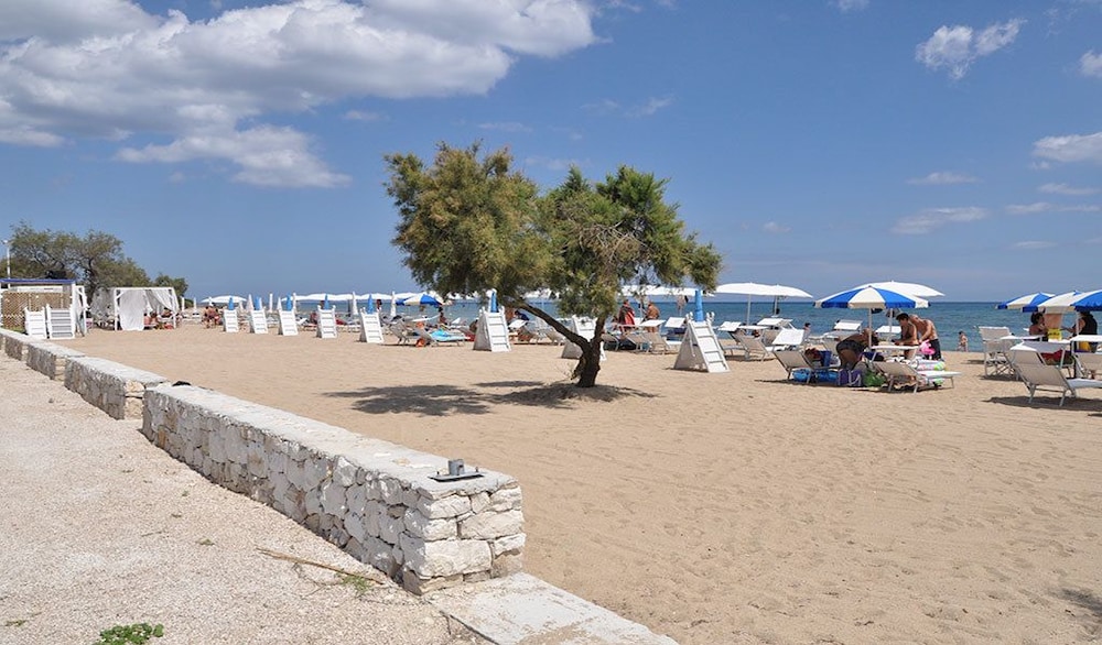 Racar Hotel &amp; Resort 36/45