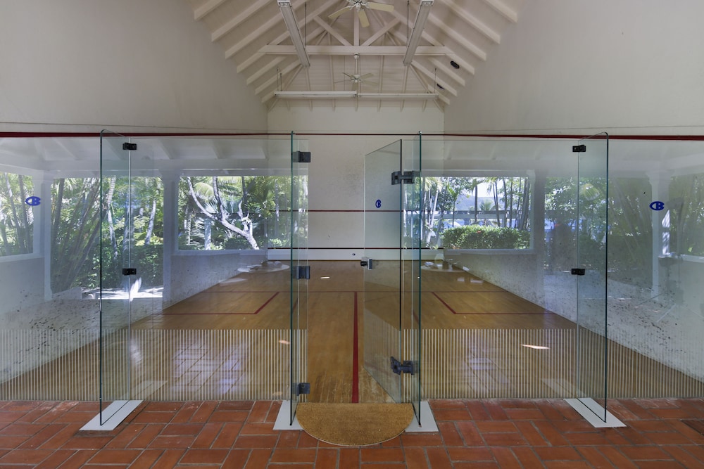 Curtain Bluff Resort All Inclusive 30/48