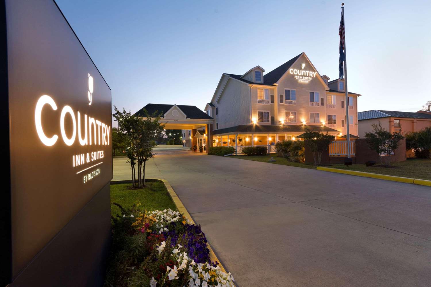 Country Inn and Suites By Radisson Covington LA 2/43