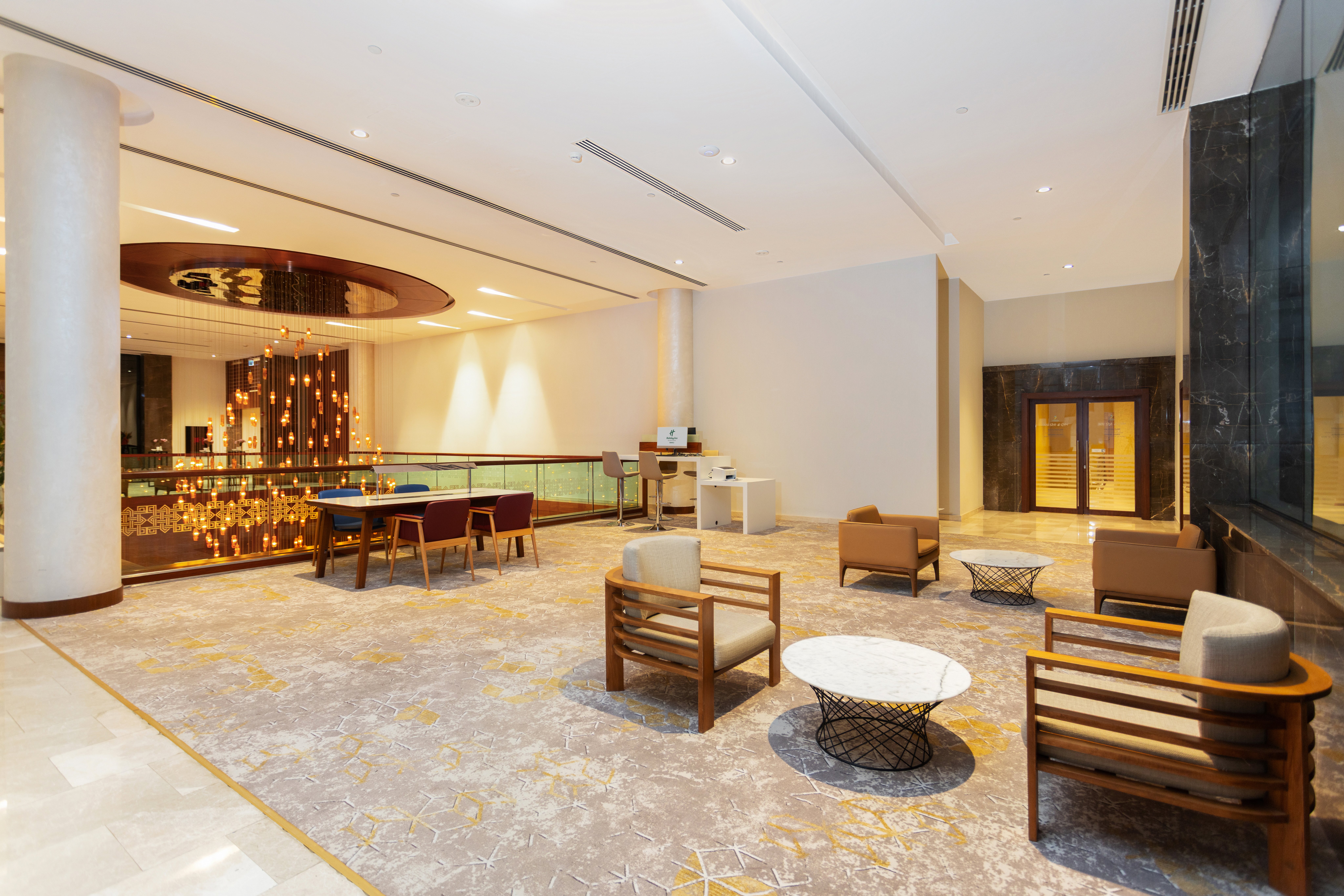 Holiday Inn Baku 40/59