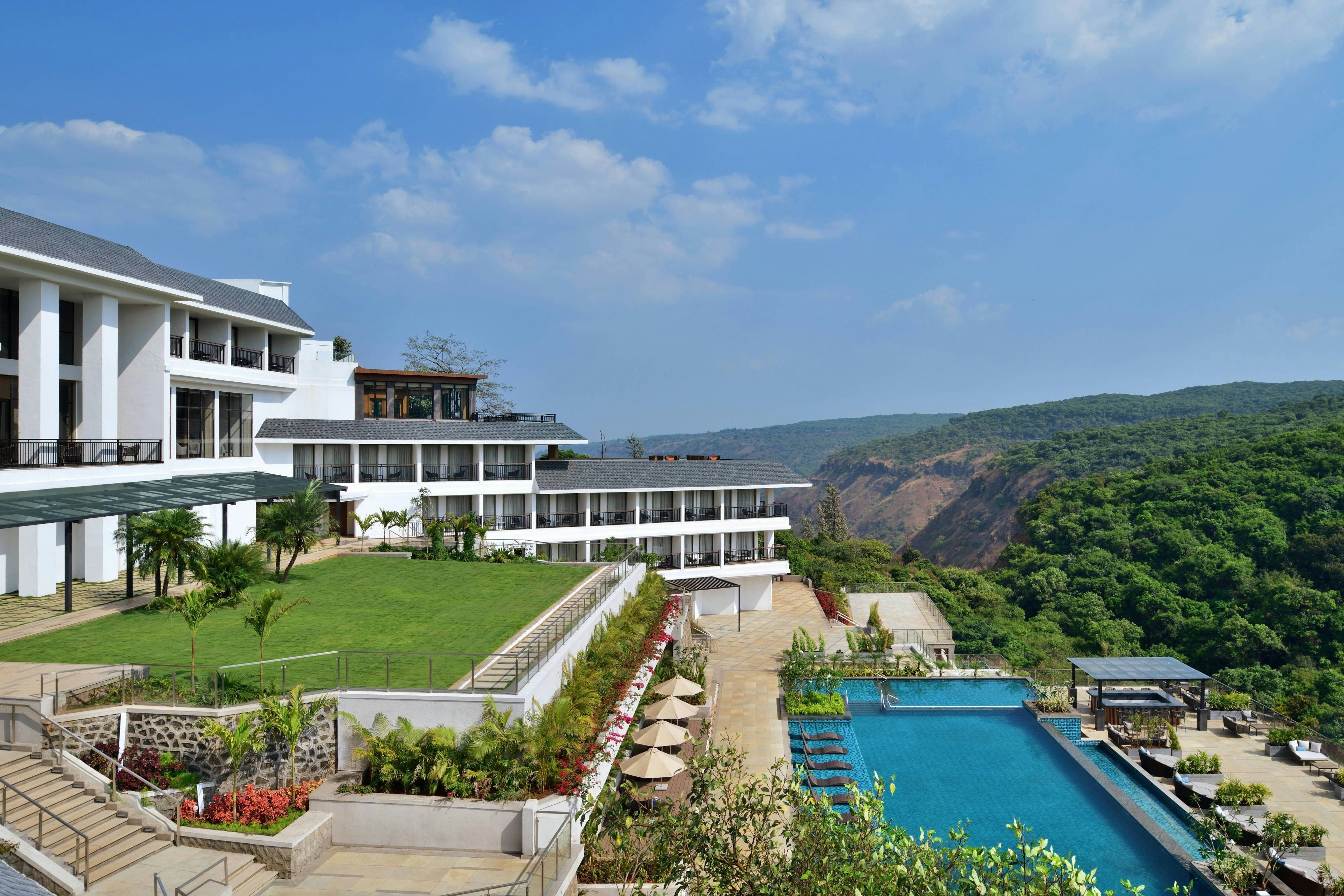 Courtyard by Marriott Mahabaleshwar 8/9