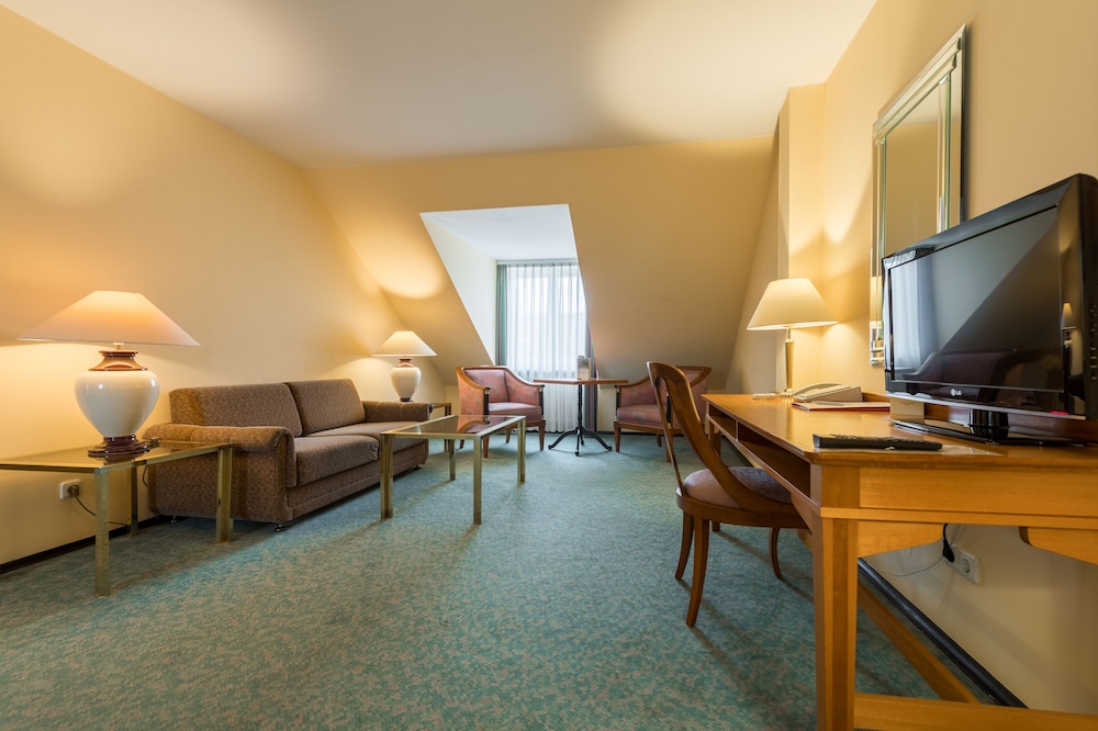 GALERIE HOTEL LEIPZIGER HOF 26/31