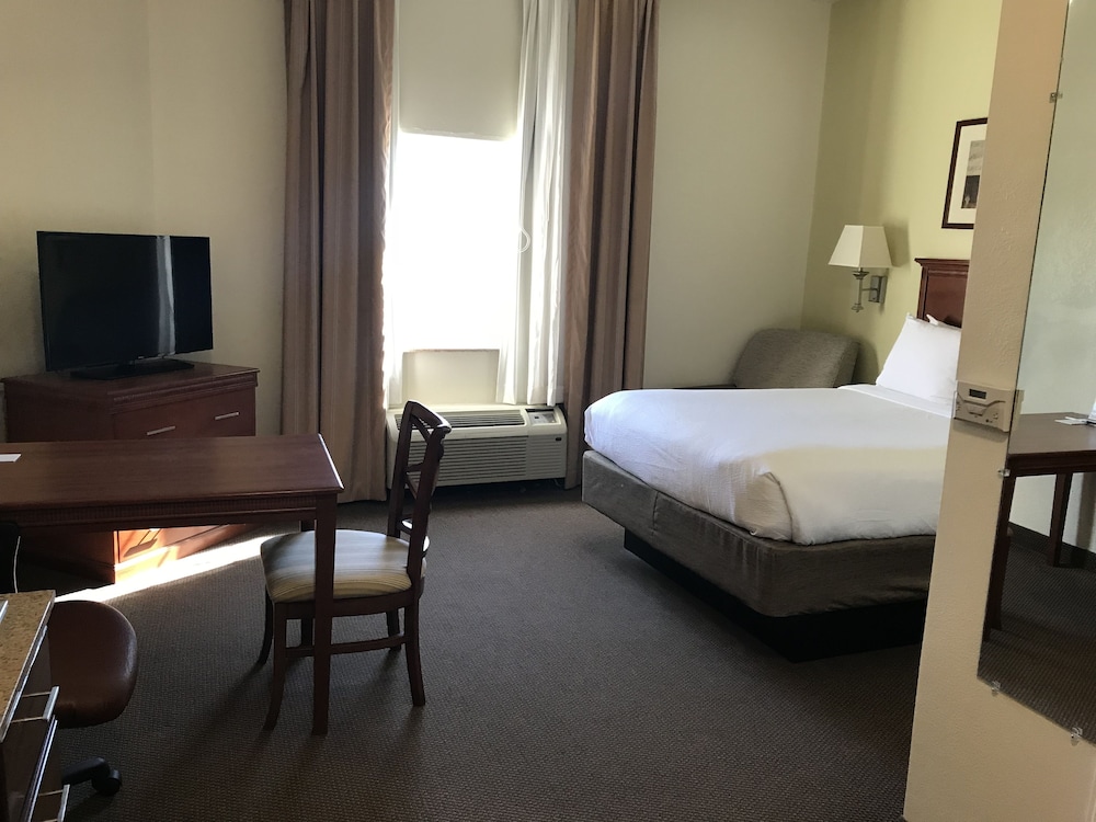 Candlewood Suites Vicksburg 19/72