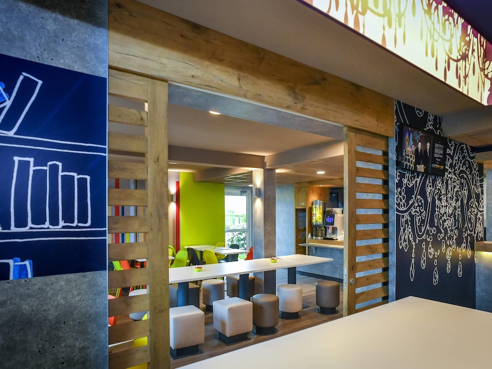 IBIS BUDGET COUTANCES 6/65