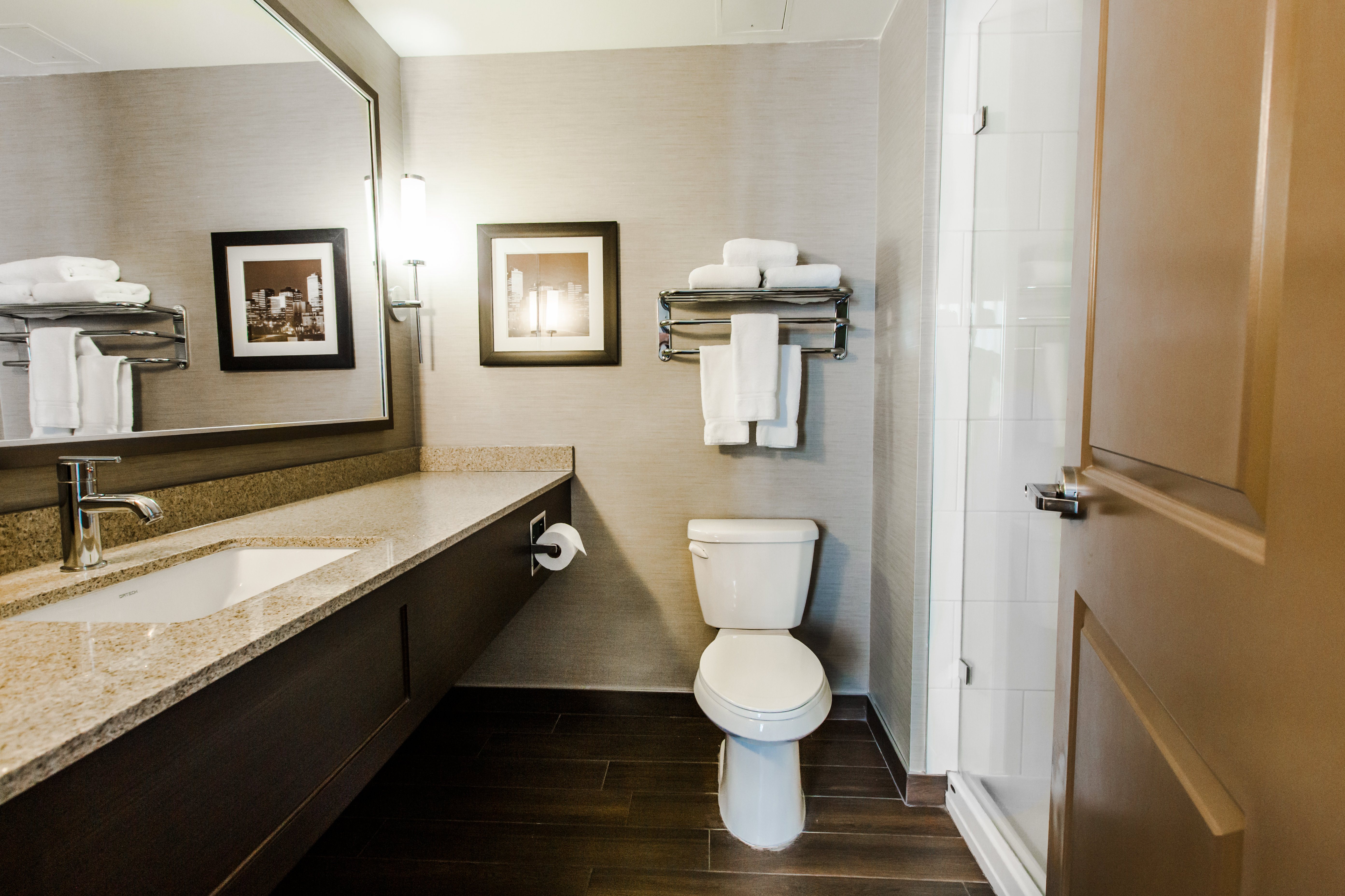 Holiday Inn Express & Suites Spruce Grove - Stony Plain 66/68