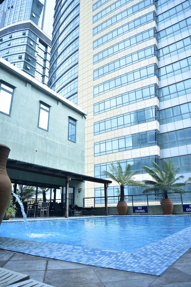 Harbour View Suites 30/60