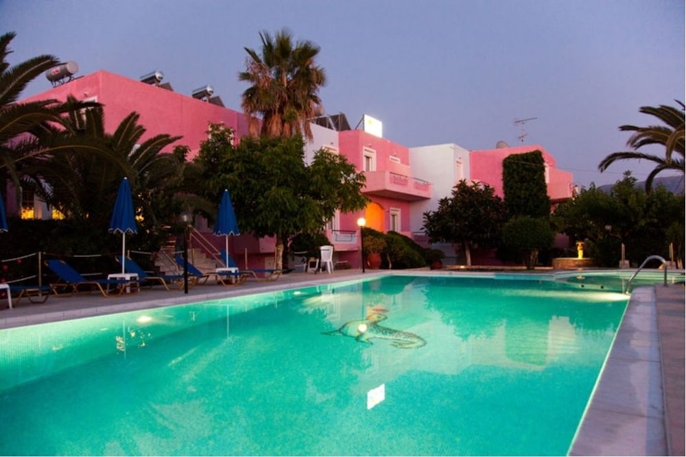 Anatoli Beach 27/50