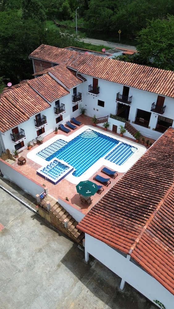 Hotel Victoria Barichara 4/50