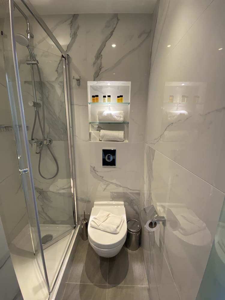 Rove Hotel 45/49