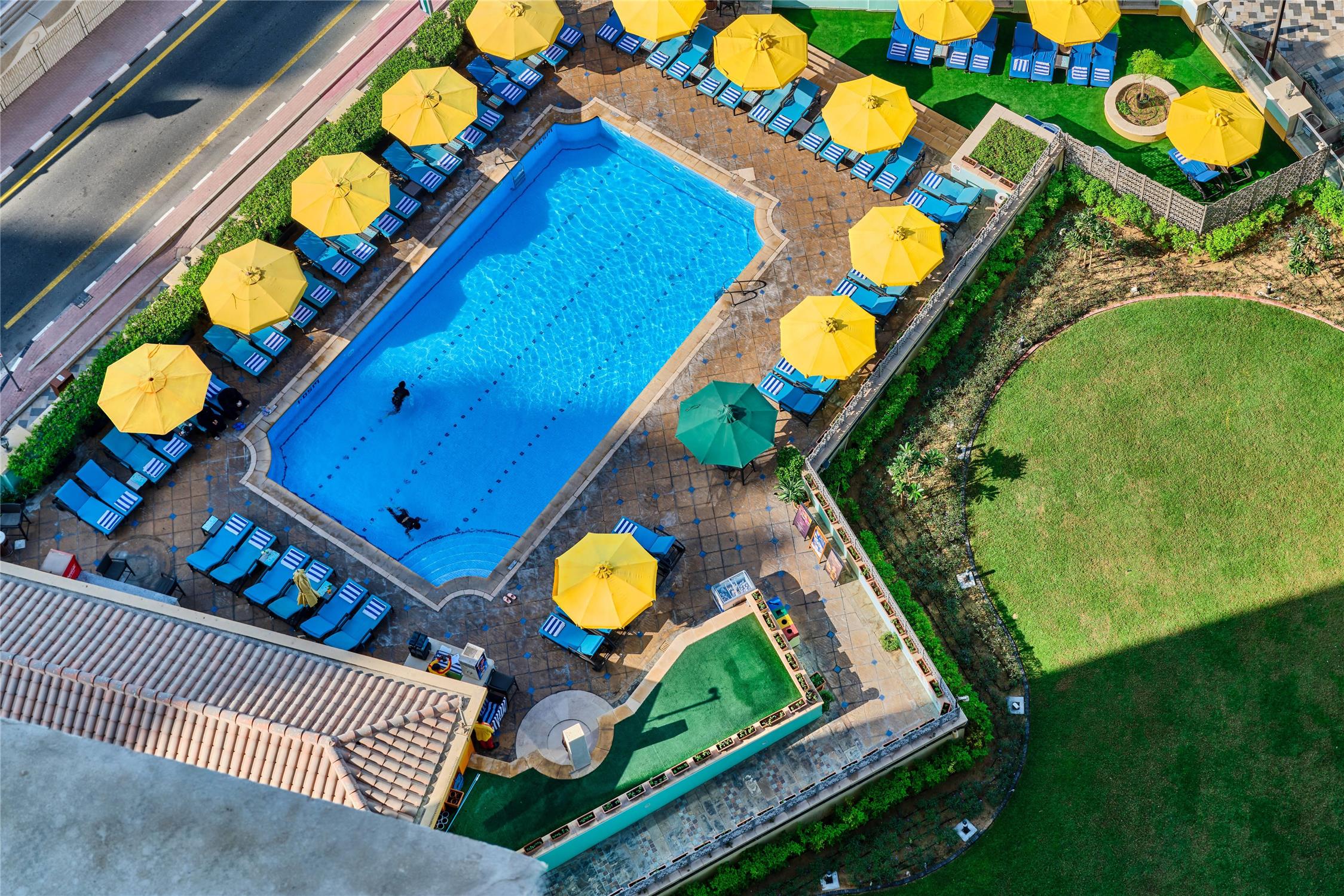 Ramada Hotel & Suites by Wyndham Dubai JBR 36/43