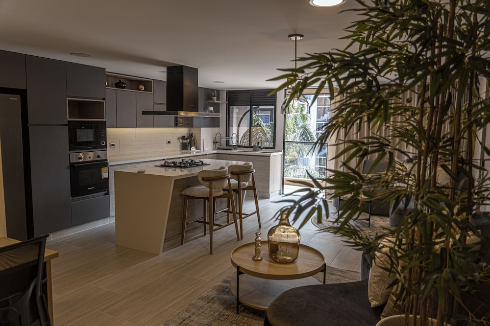 Luxury Suites Prana By Cadissa 40/50