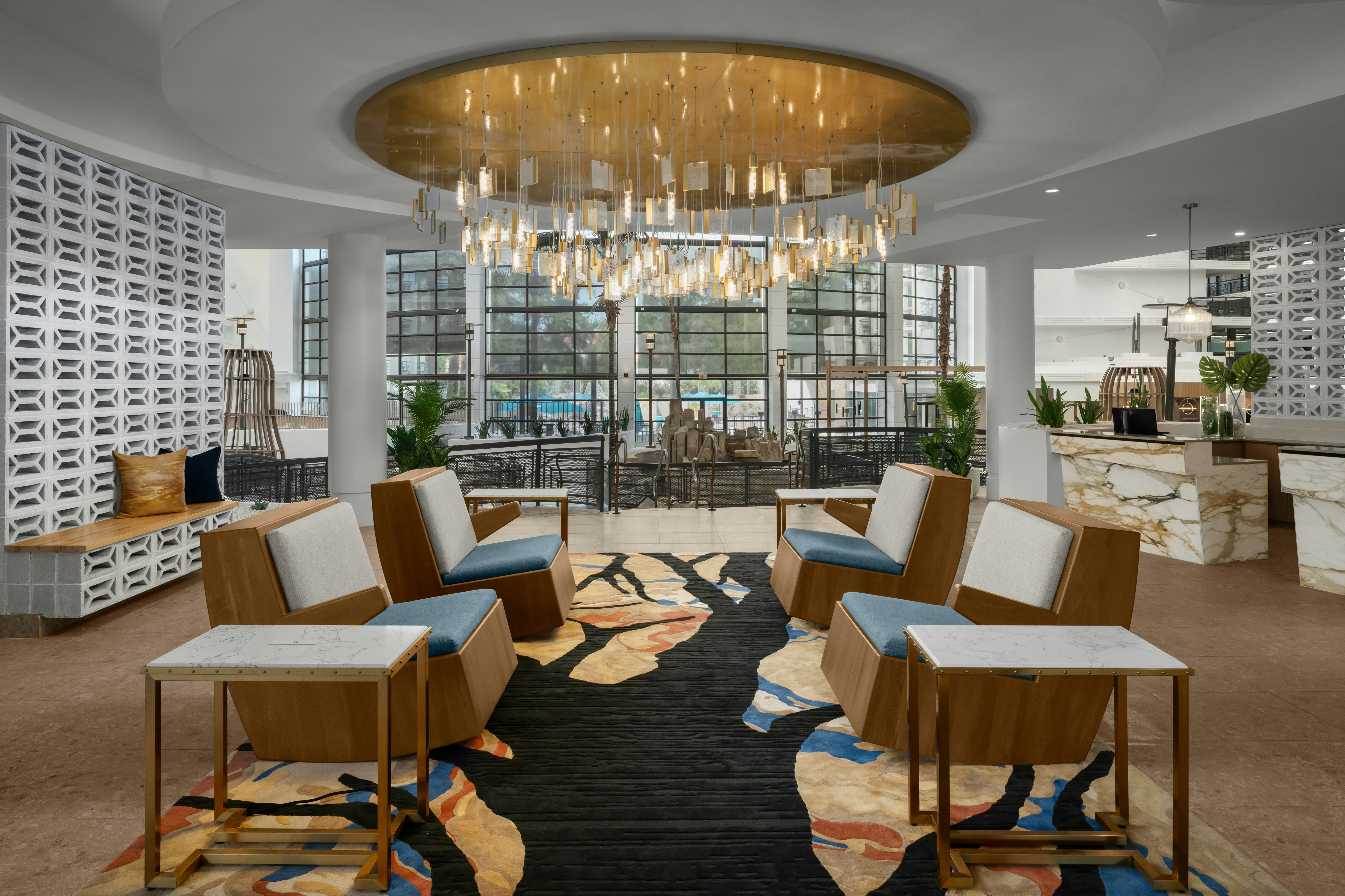 Embassy Suites by Hilton Phoenix Biltmore 17/45
