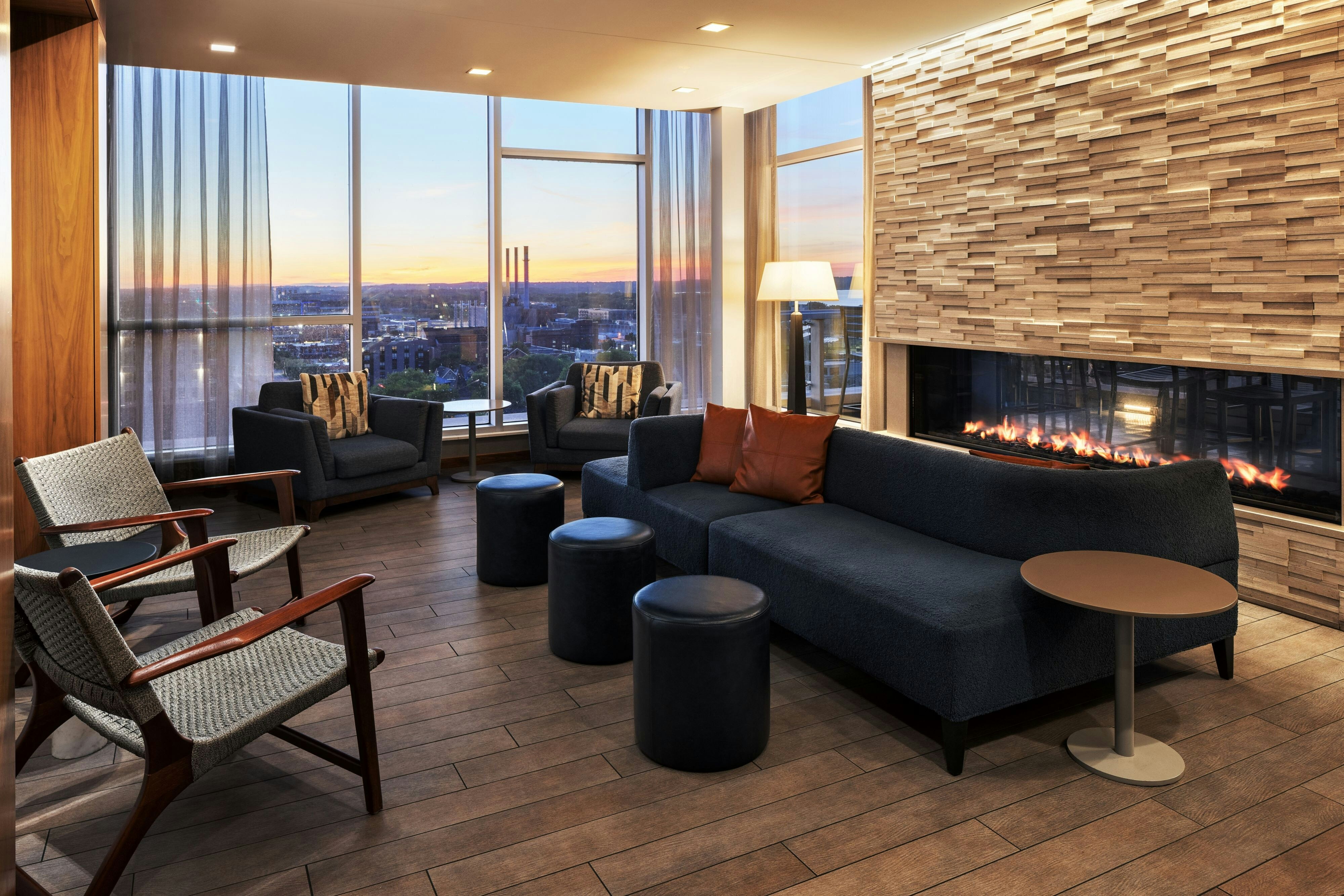 Ac Hotel Madison Downtown 24/50