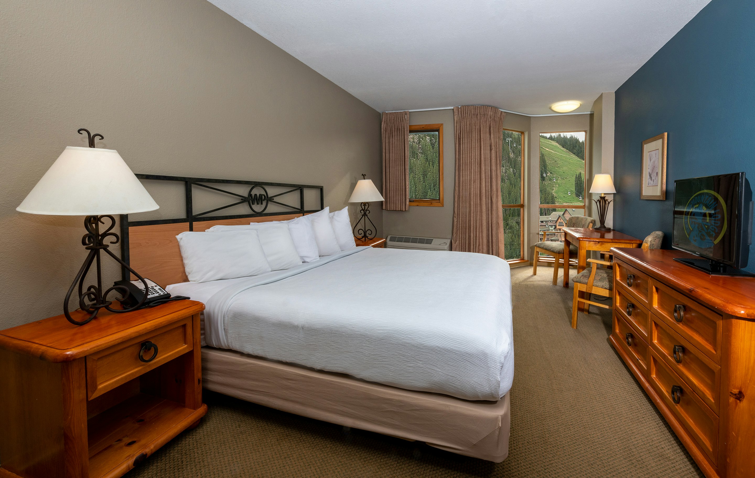 Winter Park Mountain Lodge 18/37